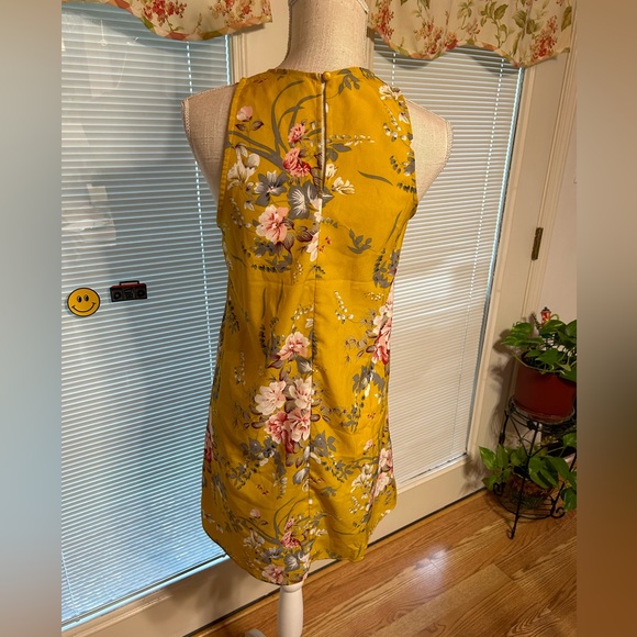 Dress - Picture 3 of 5